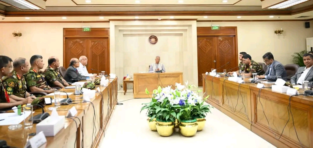 বন্যায় ক্ষতিগ্রস্তদের মাঝে গৃহ হস্তান্তর করলেন প্রধান উপদেষ্টা